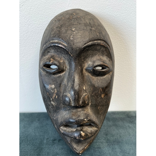 173 - Tribal African DAN mask