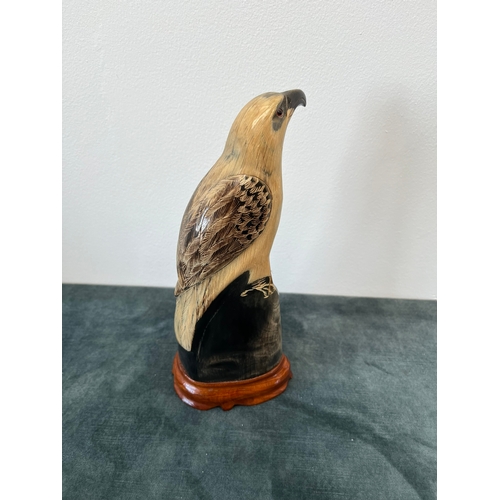 222 - Horn carved bird