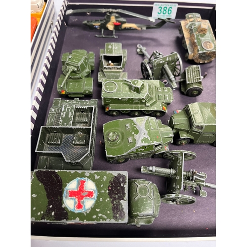 386 - Various model tanks and military cars - mostly Dinky