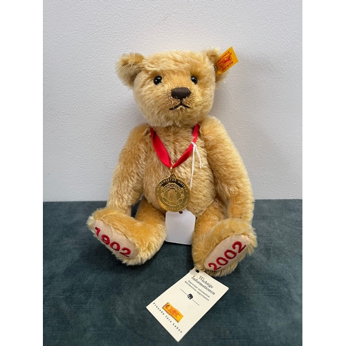 214 - Steiff Manchester United 1902 - 2002 Centenary bear.
Danbury Mint.