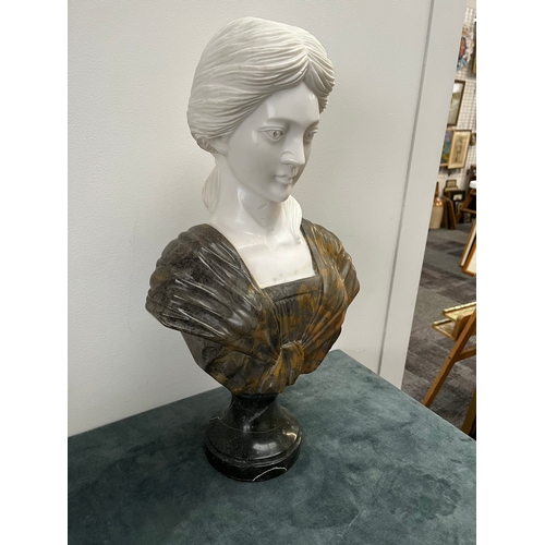 250 - Large Italian Carrera marble carved bust of a lady