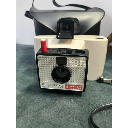 293 - Polaroid Land Camera - Swinger Model 20 + Ansco