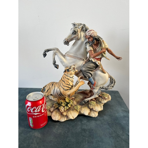 325 - Large Capodimonte Mariani - The Tiger Hunt

Horse has had broken leg and re glued