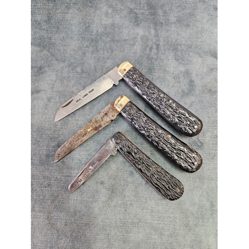 455 - 3 x Sheffield pocket knives - Lamb Foot - H. M. Slater + J Howarth