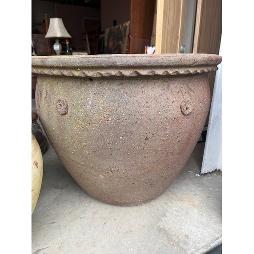 39 - Large very heavy terracotta planter