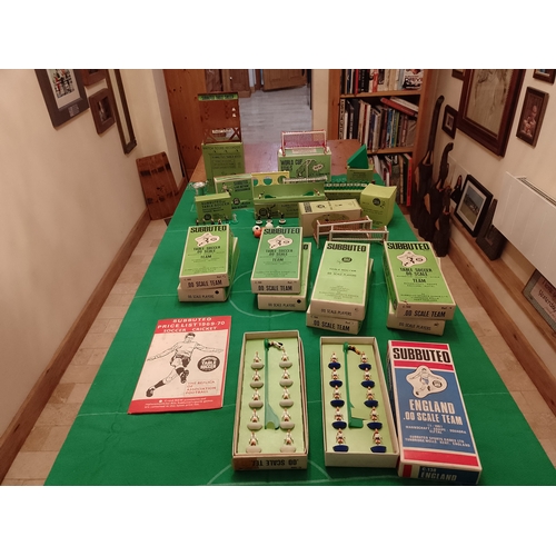 307 - Large selection of vintage Subbuteo and accessories