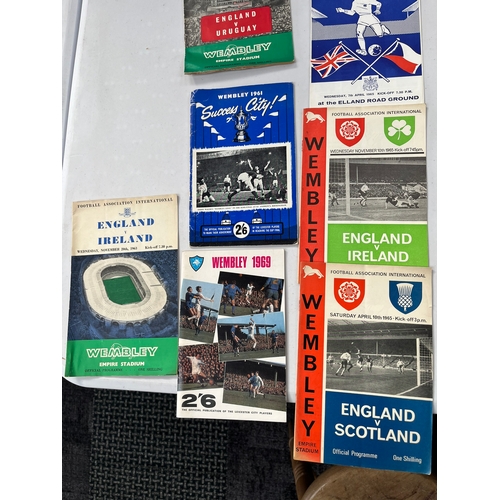 472 - Selection of various vintage and modern football programs 

England World Cup