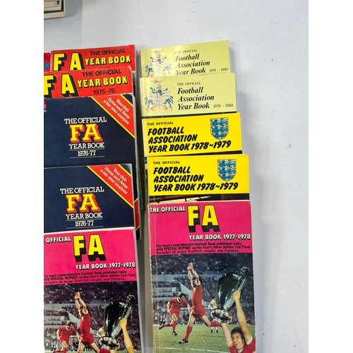 476 - Quantity of FA year books 1970's