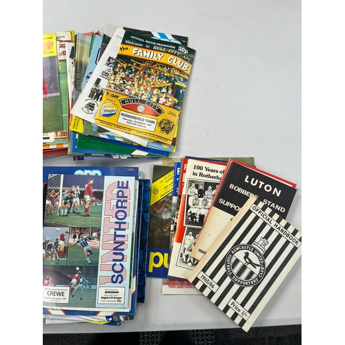 480 - Selection of mixed football programs