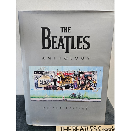 489 - The Beatles anthology, The Beatles Piano Vocal/ Easy Organ and DVD