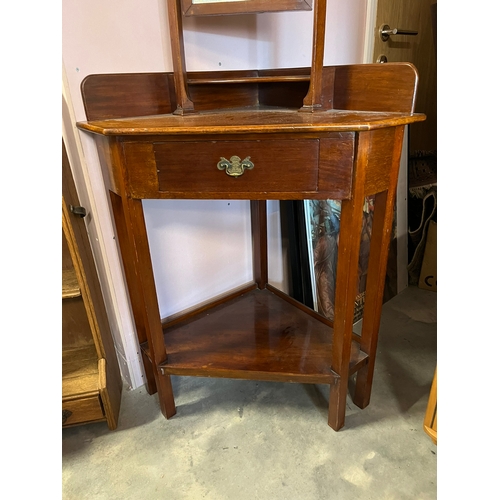 20 - Corner cabinet with mirror