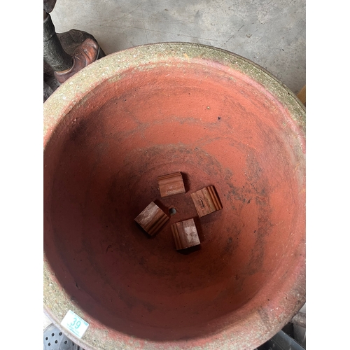 39 - Large very heavy terracotta planter