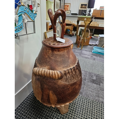 370 - Large carved Cubana Jar