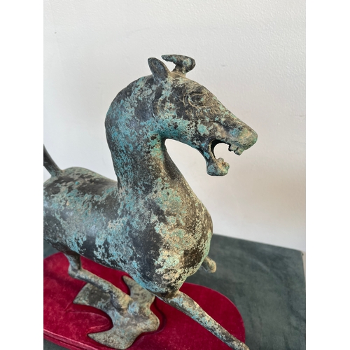 190 - Vintage midcentury bronze Asian style horse sculpture - Flying Horse