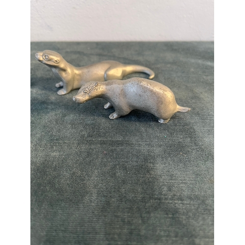 191 - Group of four otters - Selangor pewter