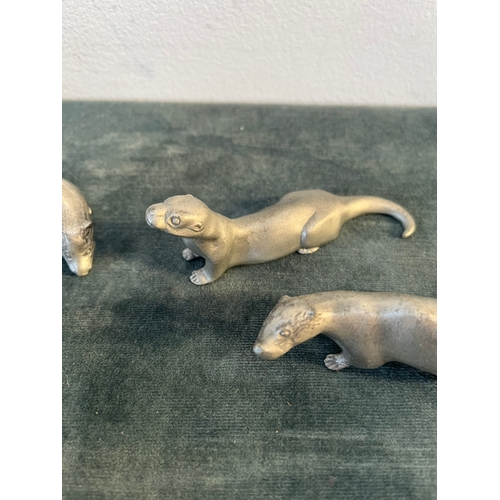 191 - Group of four otters - Selangor pewter