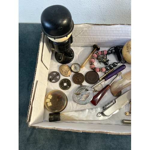 192 - Box of miscellaneous items