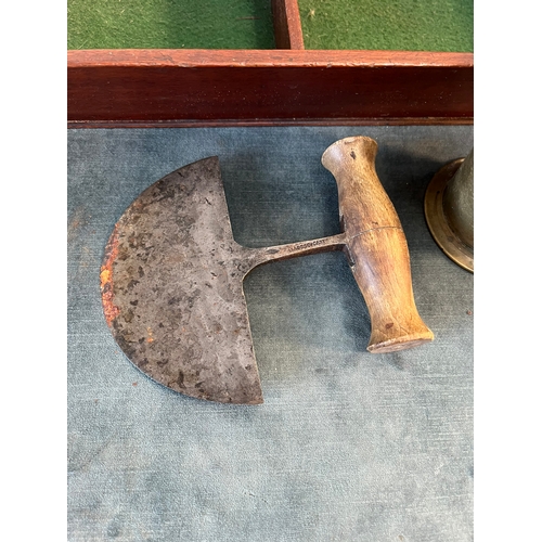 200 - Vintage kitchenalia - Wooden tray, pestle and mortar and food chopper