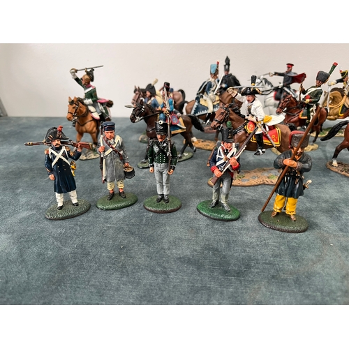 250 - Collection of Del Prado lead painted soldiers/ horsemen