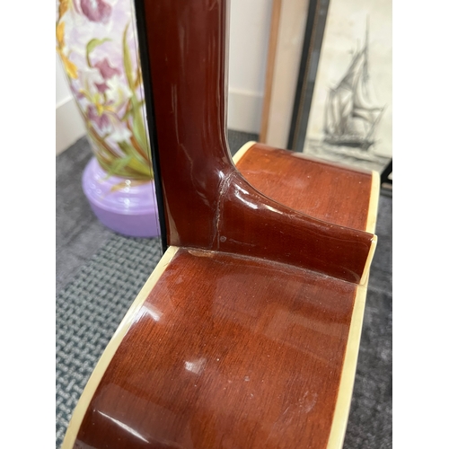 285 - Hohner guitar (had restoration)