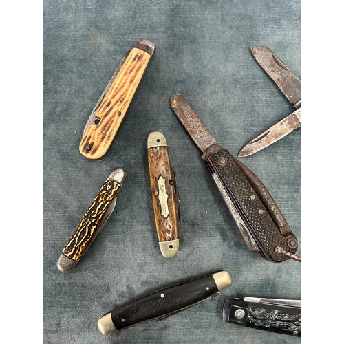 292 - Group of various vintage pocket/ pen knives