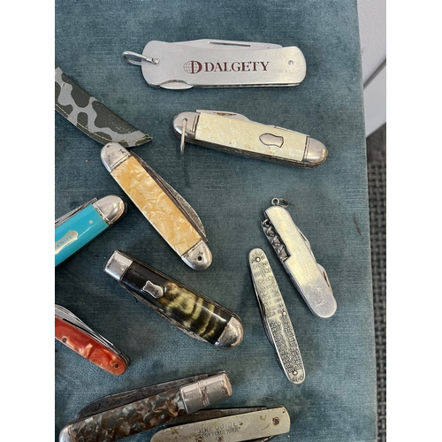 297 - Group of various vintage pocket/ pen knives