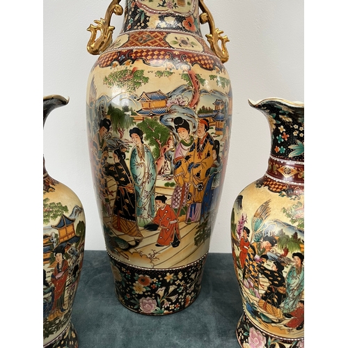 314 - Set of 3 oriental vases - one large two smaller