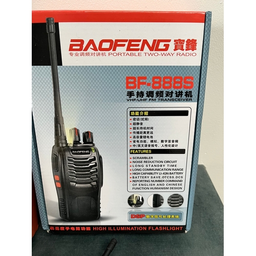 326 - Baofeng two way radios working  x6