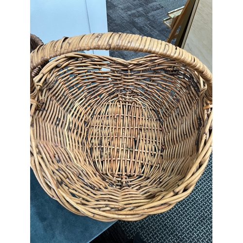 344 - 2 x wicker baskets