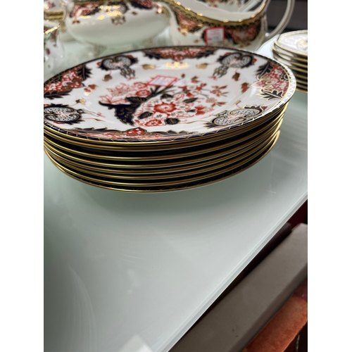 349 - Selection of Royal crown Derby Japan porcelain - new never been used
1 x Jug
8 x Plates - 16cm
8 x P... 