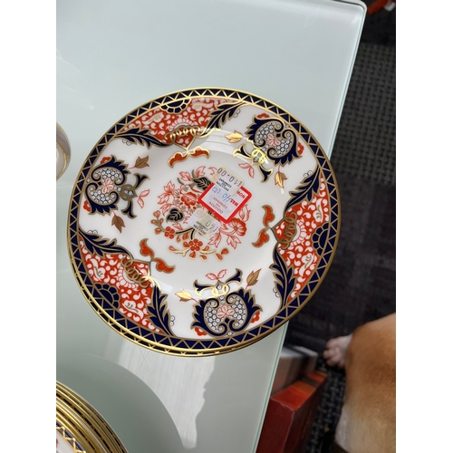 349 - Selection of Royal crown Derby Japan porcelain - new never been used
1 x Jug
8 x Plates - 16cm
8 x P... 