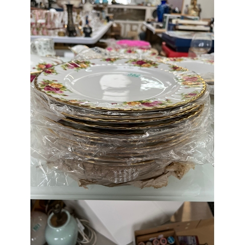 352 - Large selection of Royal Albert Country Roses - Dinnerware -new never been used
18 x 26.5cm dinner p... 