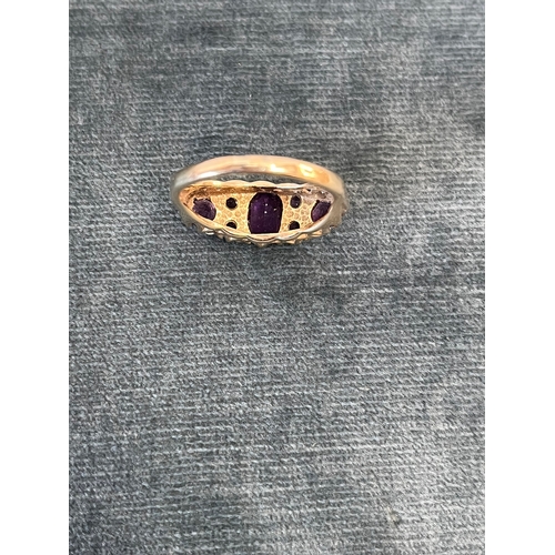 504 - Early victorian 9ct yellow gold ring. Set with purple amethysts 
Size L - 3.6g