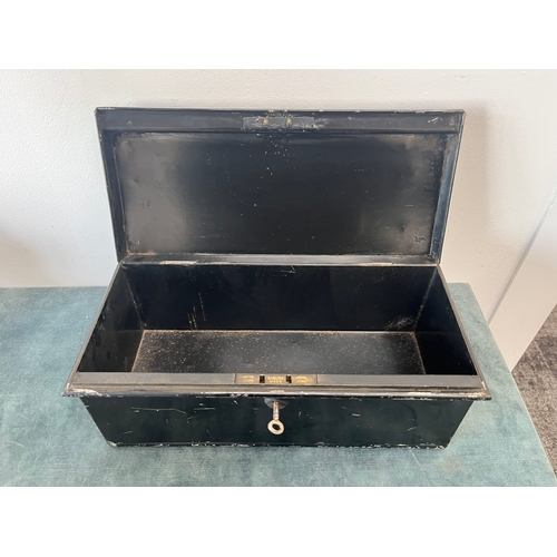 406 - Black metal lock box - with key