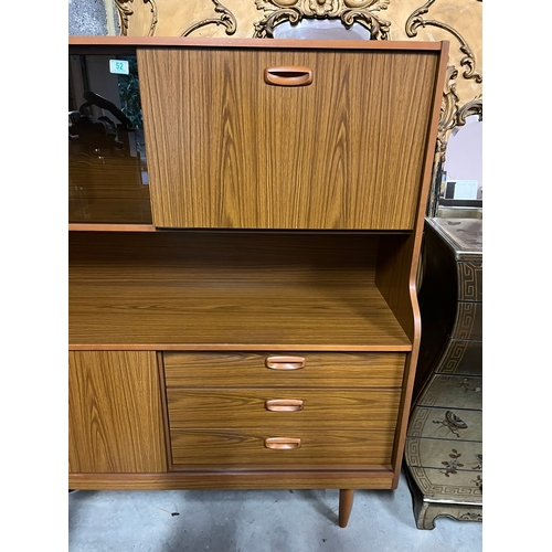 52 - Schreiber retro cabinet