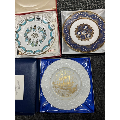 239 - 3 x Plates - Mayflower, Spode ect.