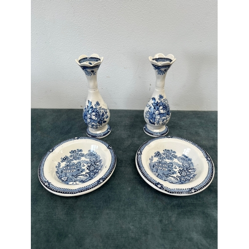 236 - 2 x Clarice Cliff Tonquin Royal Staffordshire vases and 2 x plates