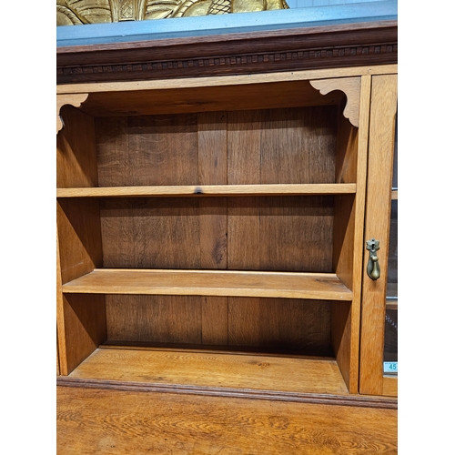 45 - Antique oak arts and crafts dresser