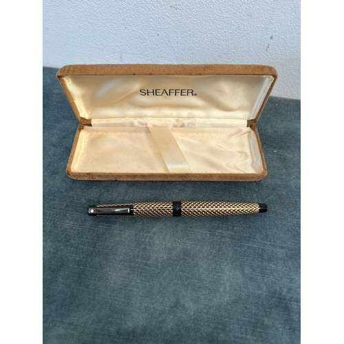 220 - Sheaffer Lady fountain pen with 14ct gold nib