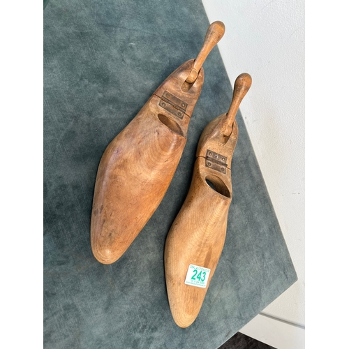 243 - Pair of vintage shoe trees/ stretchers