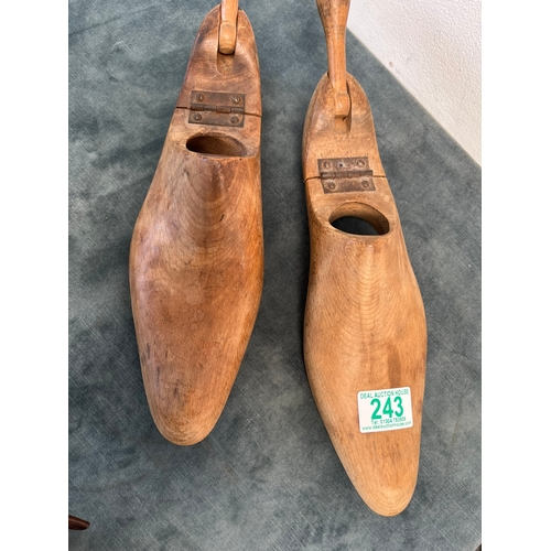 243 - Pair of vintage shoe trees/ stretchers