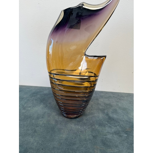 256 - Abstract glass free form vase