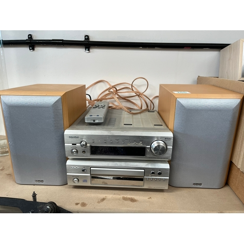 266 - Denon Stereo Receiver DRA-F101, Compact Disc Player DCD-F101 + 2 x Denon speakers