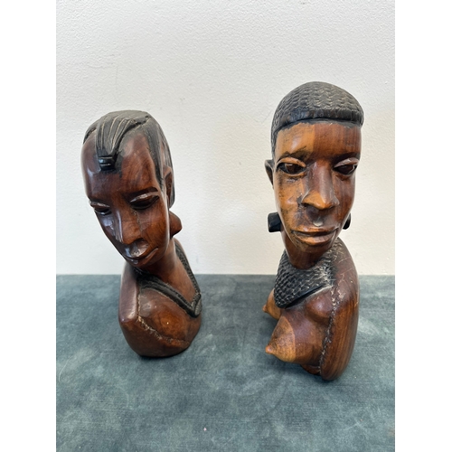 275 - 2 x Zimbabwe wooden carved African heads