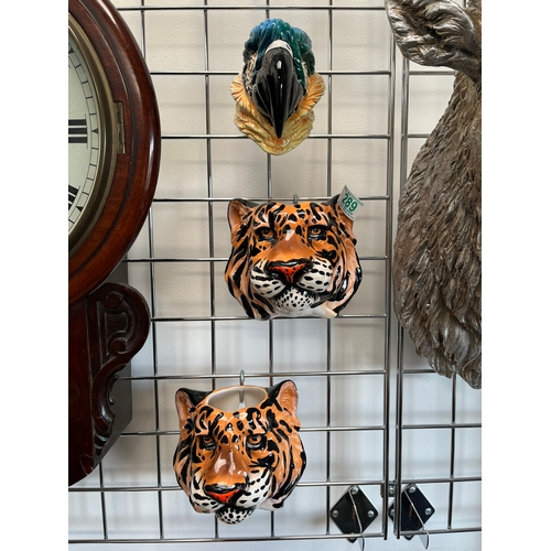 289 - 3 x Porcelain wall masks - Tiger and parrot