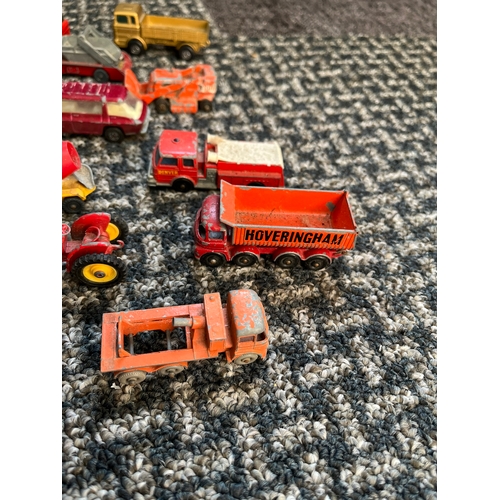 330 - Assorted vintage model cars, tractors, diggers ect. - Huskey, Lesney, Matchbox