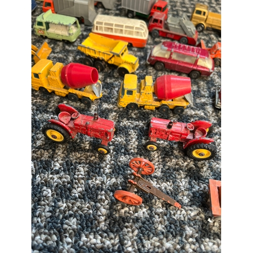 330 - Assorted vintage model cars, tractors, diggers ect. - Huskey, Lesney, Matchbox