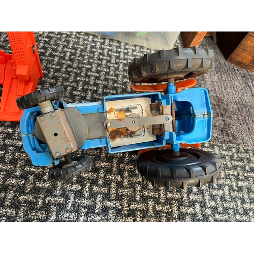 340 - Plastic battery tractor and Ideal robot