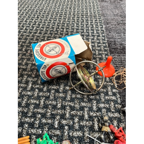 361 - Gyroscope, toy soldiers and plastic tank