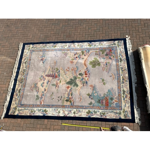 80 - Large oriental Chinese wool rug 

280cm x 370cm